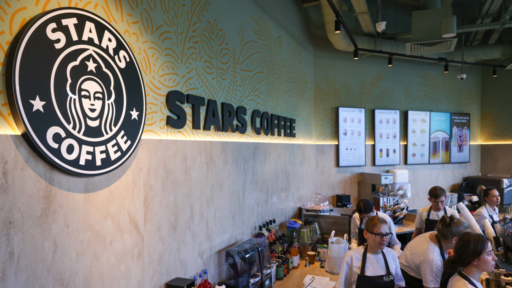                                                                                 Открытие STARS COFFEE